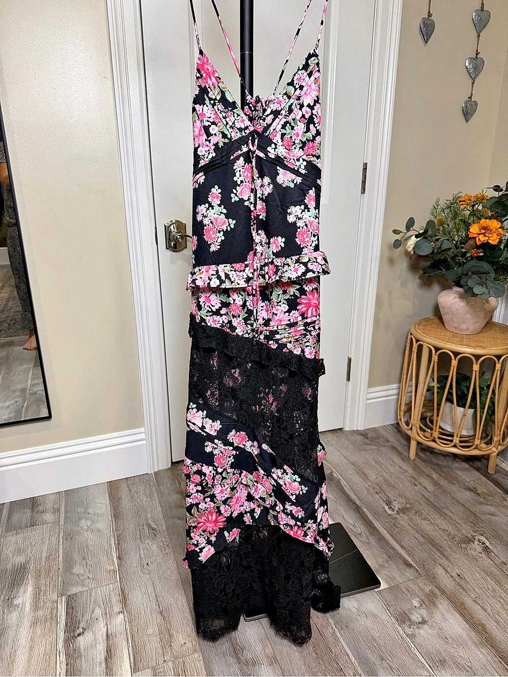 Maxi Dress Floral Black & Pink